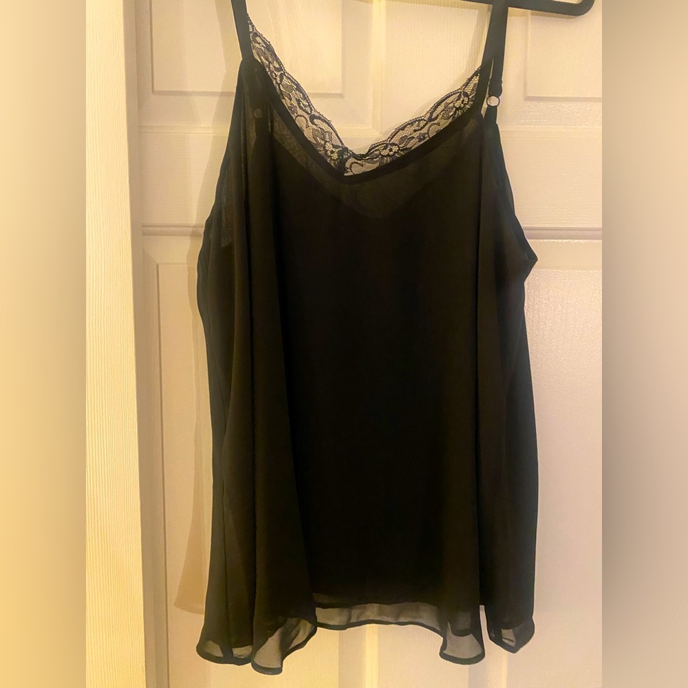 Torrid Tank size 0. Black with lace on the neck line
